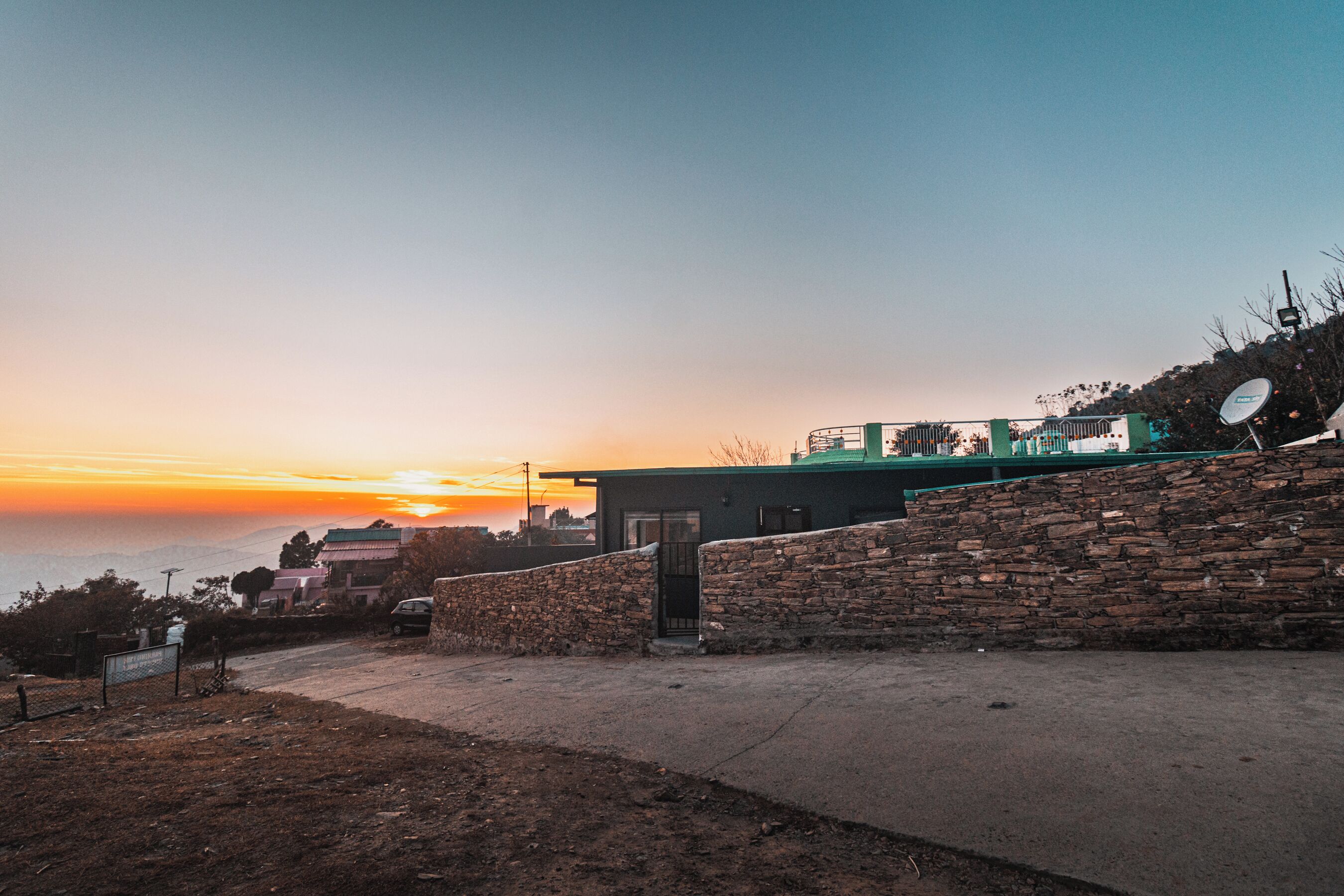 Suite, Kitchenette, Mountain View | Free WiFi