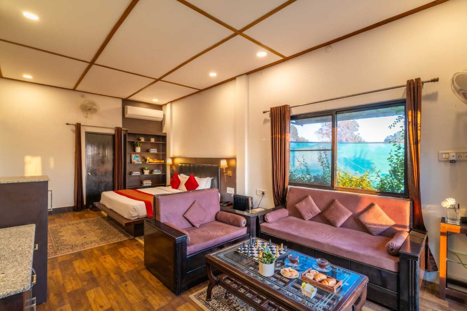 Chambre Double Supérieure, vue établissement