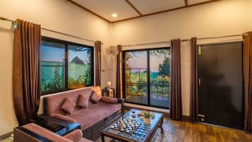 Superior Double Room, Resort View | Free WiFi