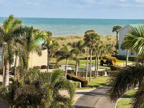 Property grounds - SS 4244 2/2 Ocean View Condo-Welcome to Paradise (Fort Pierce)