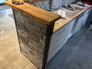 Interior - The South Coast Snug (Fareham)