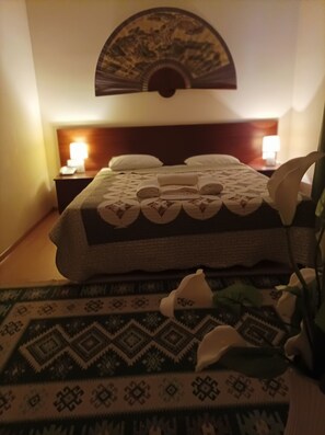 Phòng đôi hoặc 2 giường đơn Tiêu chuẩn, quang cảnh thành phố | Bàn, khu vực làm việc phù hợp cho laptop 