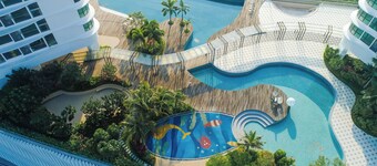 Macrolink Medini Legoland by Stayrene