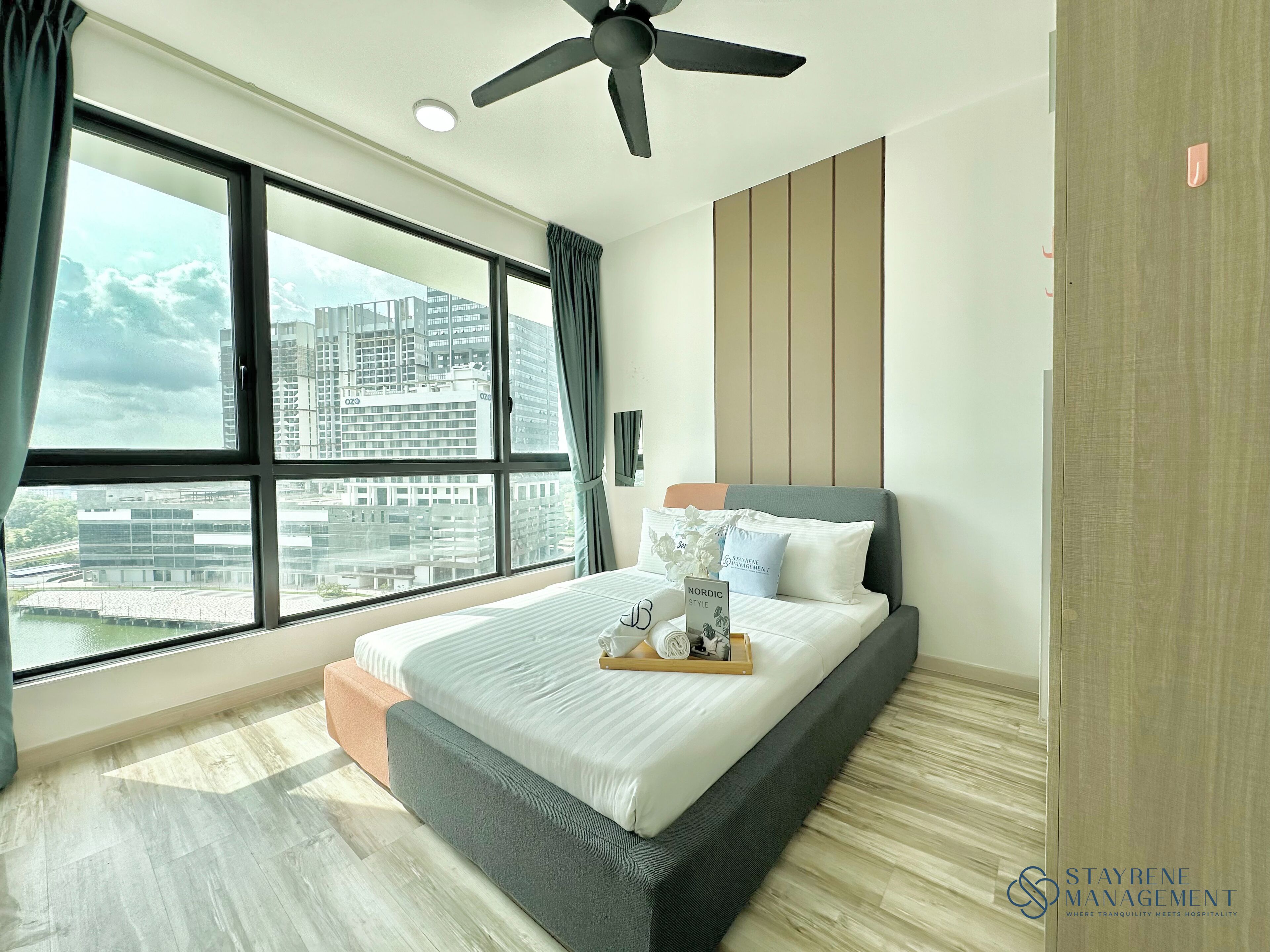 Luxury Duplex, 2 Bedrooms, Balcony, City View | Blackout drapes, iron/ironing board, WiFi (free)