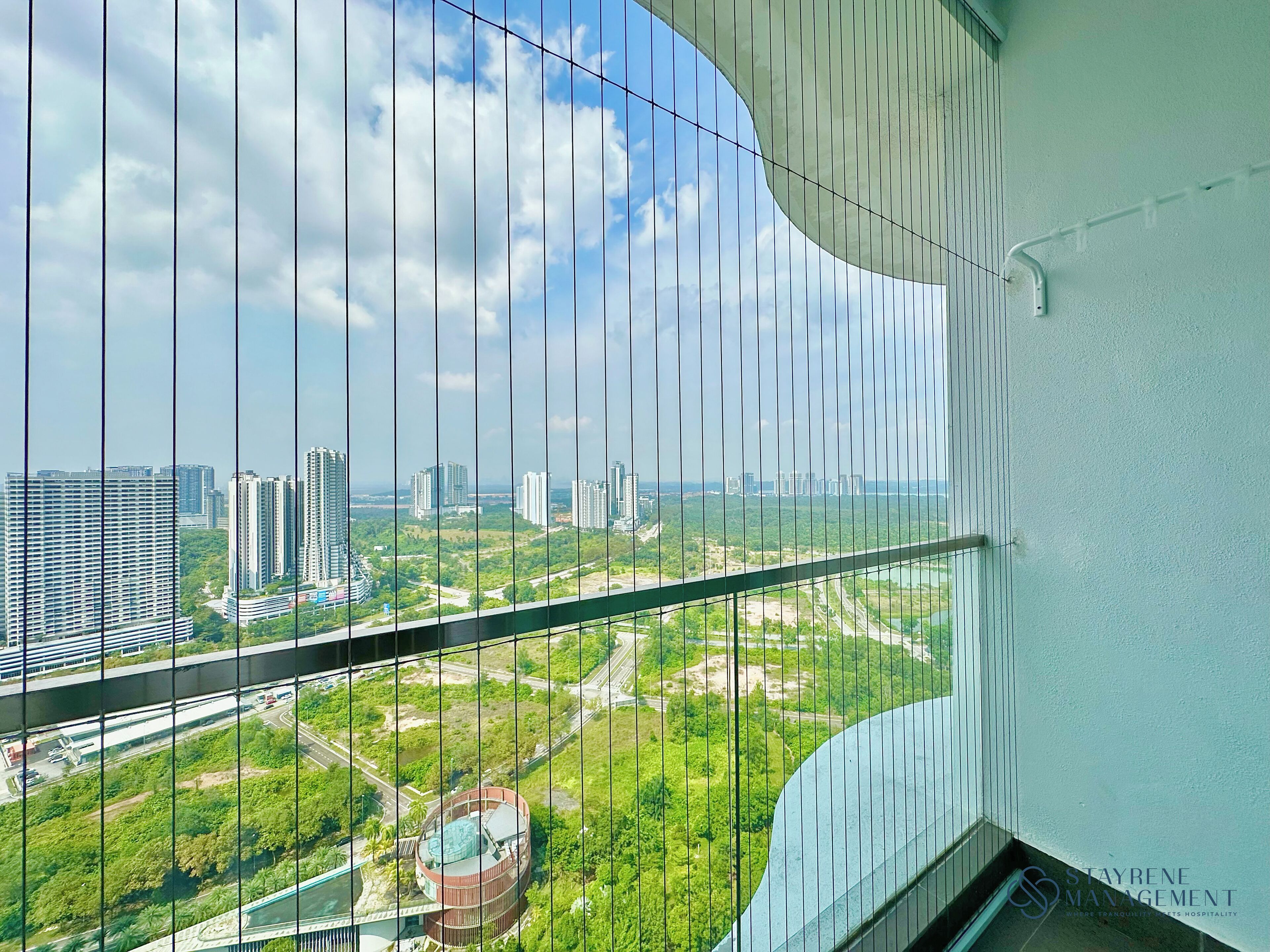 Elite-lejlighed - 2 soveværelser - balkon - byudsigt | Udsigt fra balkon