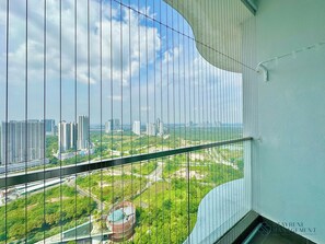 Appartement Élite, 2 chambres, balcon, vue ville | Vue depuis le balcon