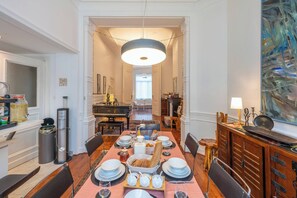 Dining - Euro Edens Cosy Historic Home in Brussels Jacuzzi, Garden, Central Location (Ixelles)