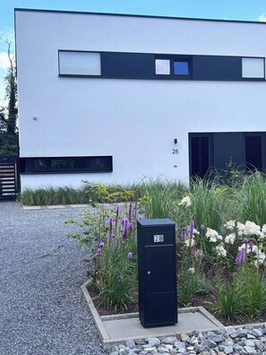 Exterior - Luxury home in Hoge Kempen National Park (Genk)