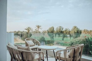 Terrace/patio - Villa Onyx I – Luxury 4BR Retreat with Indoor Pool, Sauna & Golf Views (New Cairo 3)