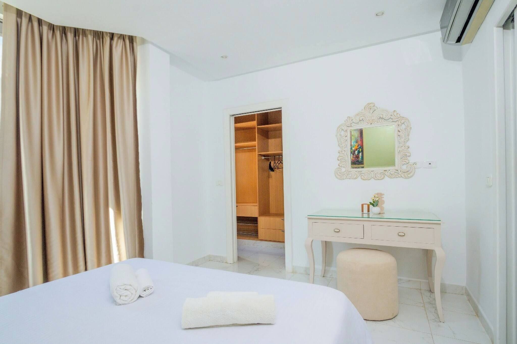 1 bedroom, iron/ironing board, Internet, bed sheets