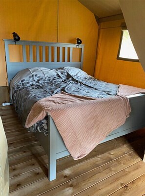 2 quartos, Wi-Fi de cortesia, roupa de cama