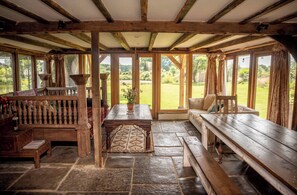 Interior - Wonderland Party Retreat (Henfield)