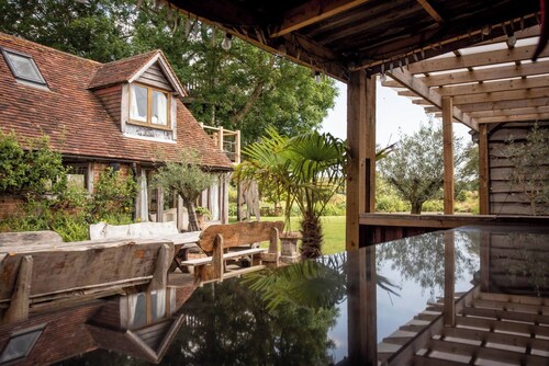 Wonderland Party Retreat