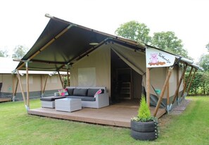 Property grounds - Minicamping De Lindenhoeve - Safaritent Varkentje (Nistelrode)