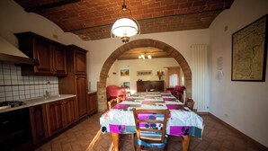Unclassified image, 5 of 6, button - Farmhouse Greppo all'Olivo :to spend your vacation with your family! (Donoratico)
