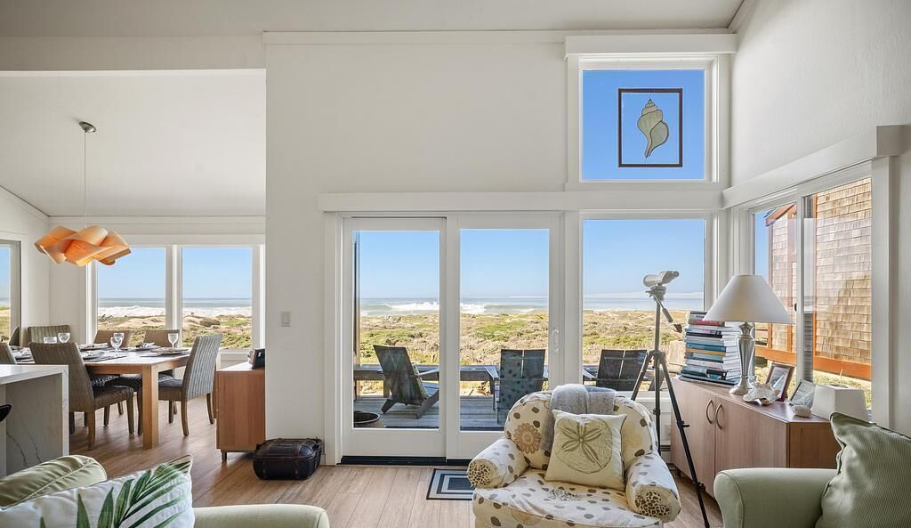Monterey Dunes 294 - Moss Landing Townhome - A Mile Of Beachfront! - Marina, CA
