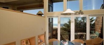 Monterey Dunes 208 - Moss Landing Townhome - A Mile of Beachfront!