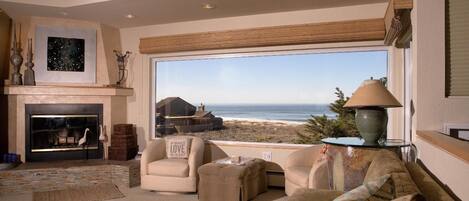 Televisie en een open haard