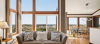 Monterey Dunes 166 - Moss Landing Townhome - A Mile of Beachfront!