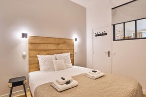 2 bedrooms, desk, iron/ironing board, Internet - Wonderful Apartment Center of Paris-Montorgueil (Paris)
