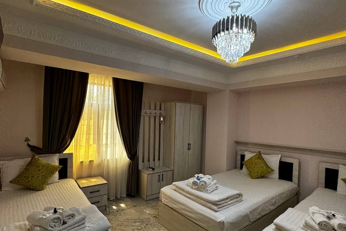 Triple Room