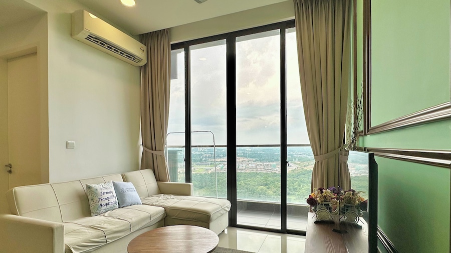 D'Pristine Medini by Stayrene