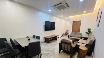 Suite, 3 habitaciones | Interior