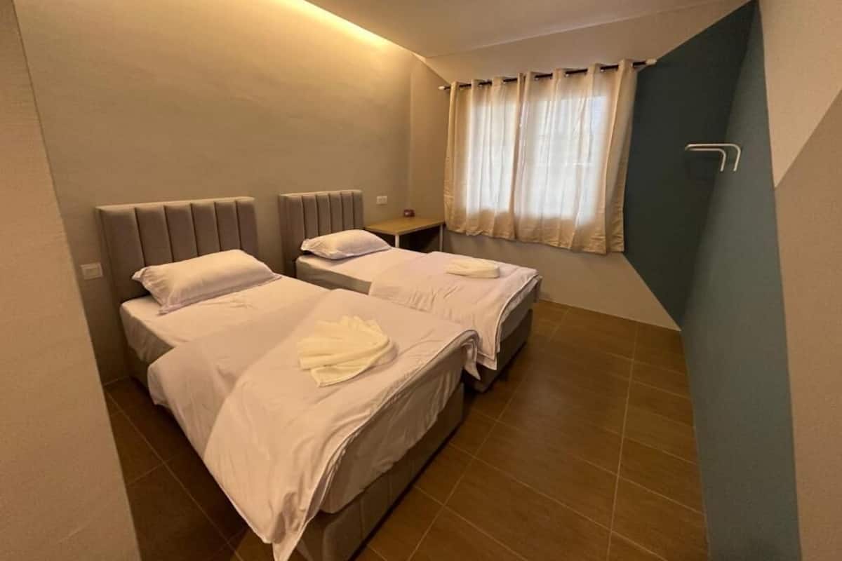 Suite | Bureau, fer et planche à repasser, Wi-Fi gratuit