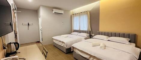 Studio Queen | Iron/ironing board, free WiFi, bed sheets