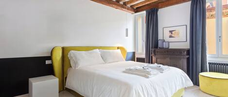 2 chambres, fer et planche à repasser, accès Internet, draps fournis