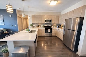 Fridge, microwave, oven, dishwasher