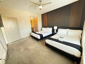 2 quartos, ferros/tábuas de passar roupa, Wi-Fi, roupa de cama