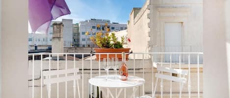 Comfort Double Room, Balcony, City View | Outdoor dining