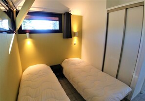 Chalet, terras, uitzicht op meer