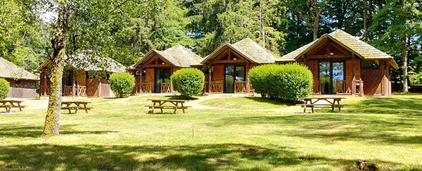 Chalet, terrasse, vue sur le lac | Vue sur le parc