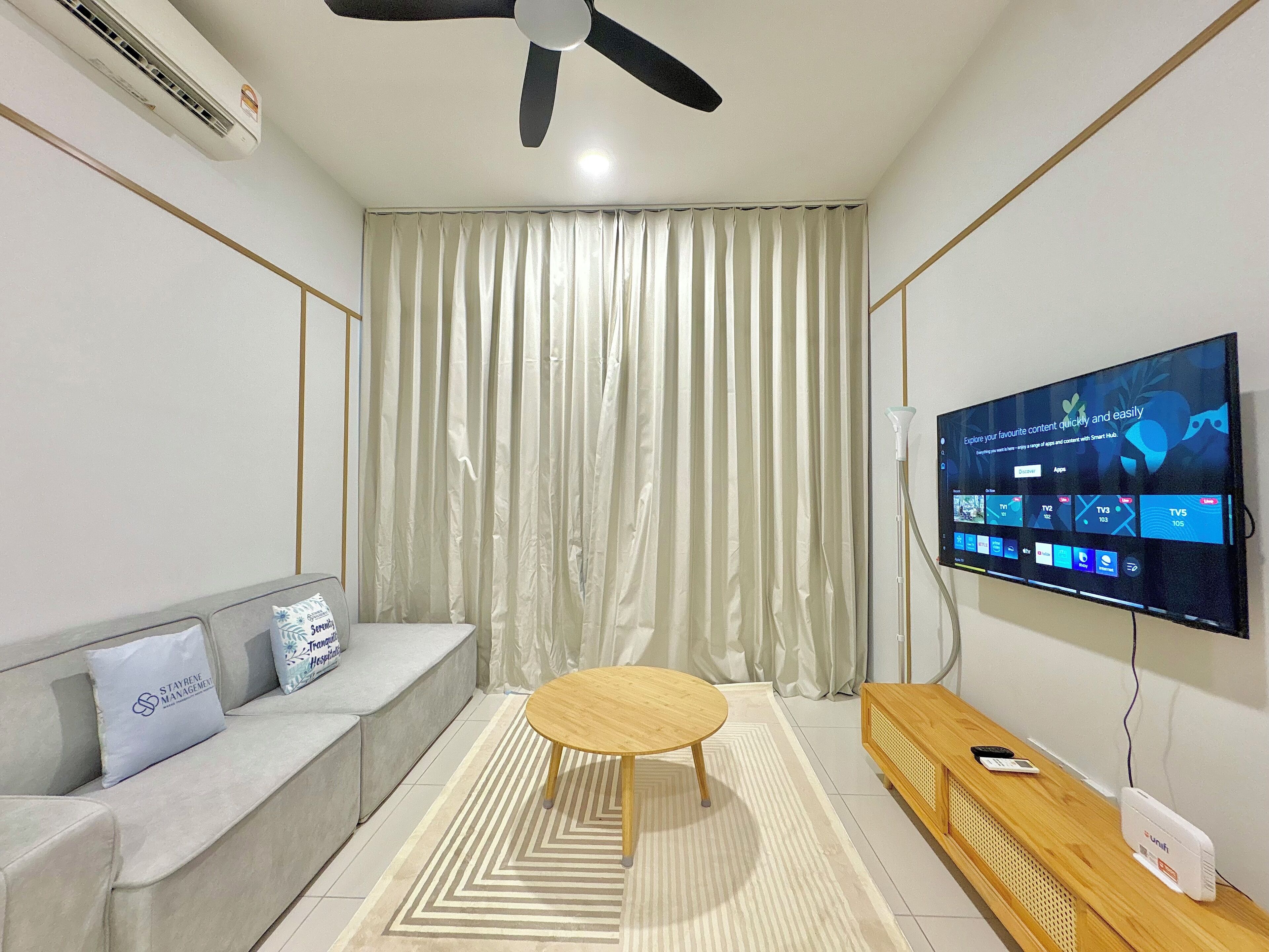 Lägenhet Grand - 3 sovrum - utsikt mot staden | Vardagsrum