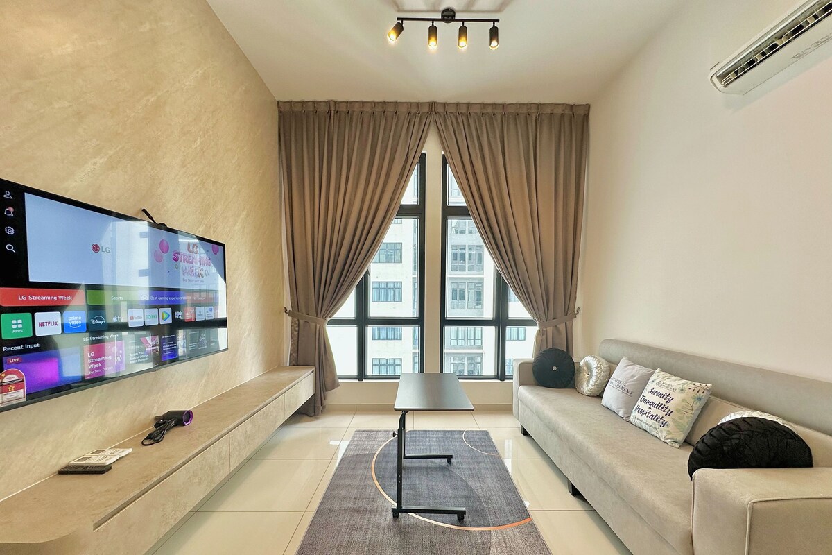 Deluxe Apartment, 2 Bedrooms | Living area | Flat-screen TV