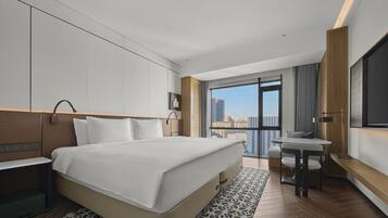 Desk, free WiFi, bed sheets