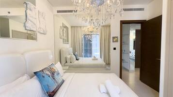 Luxury Apartment, City View | Blackout curtains, free WiFi