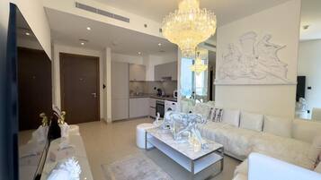 Luxury Apartment, City View | Living area