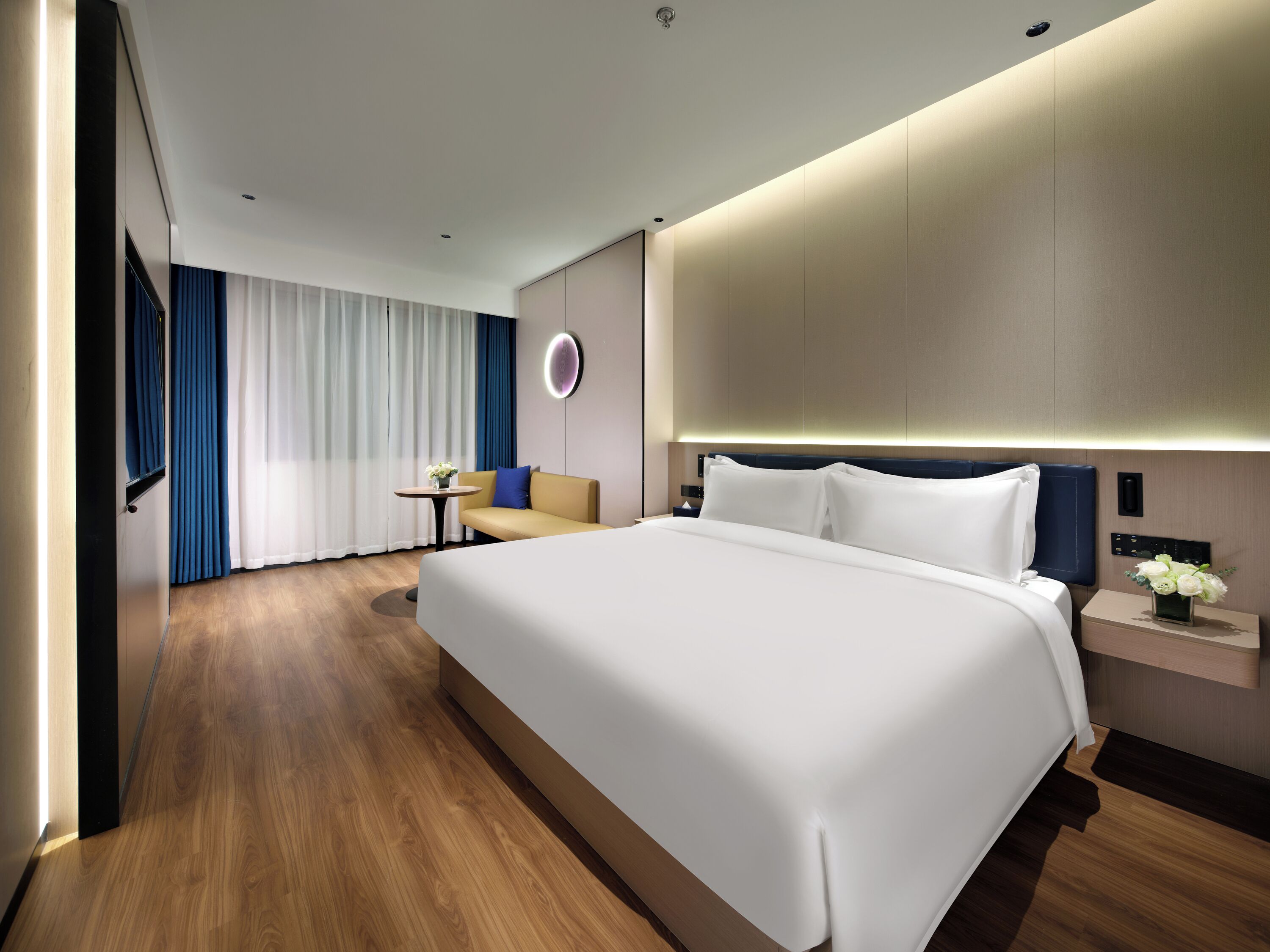 Superior Single Room, Housekeeping | Desk, free WiFi