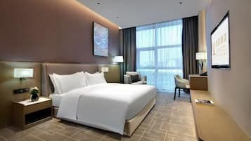 Basic Single Room | Down comforters, free WiFi