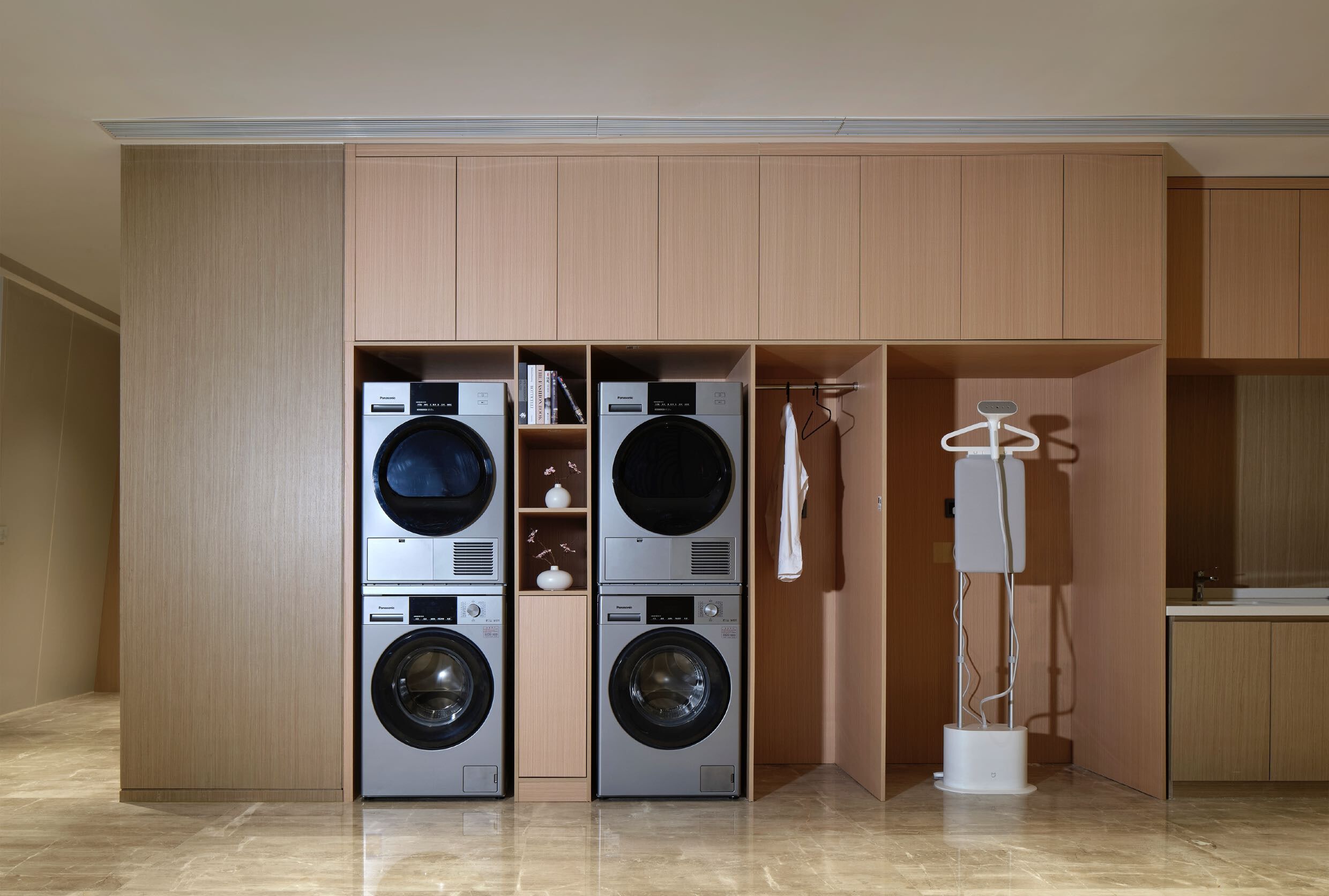 المنشأة من الداخل