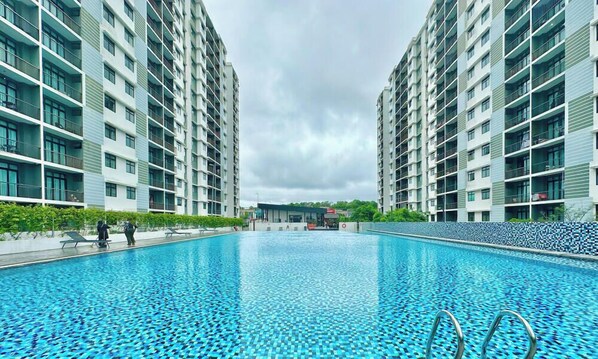 Outdoor pool - Desaru Utama Residence by Stayrene (Johor)