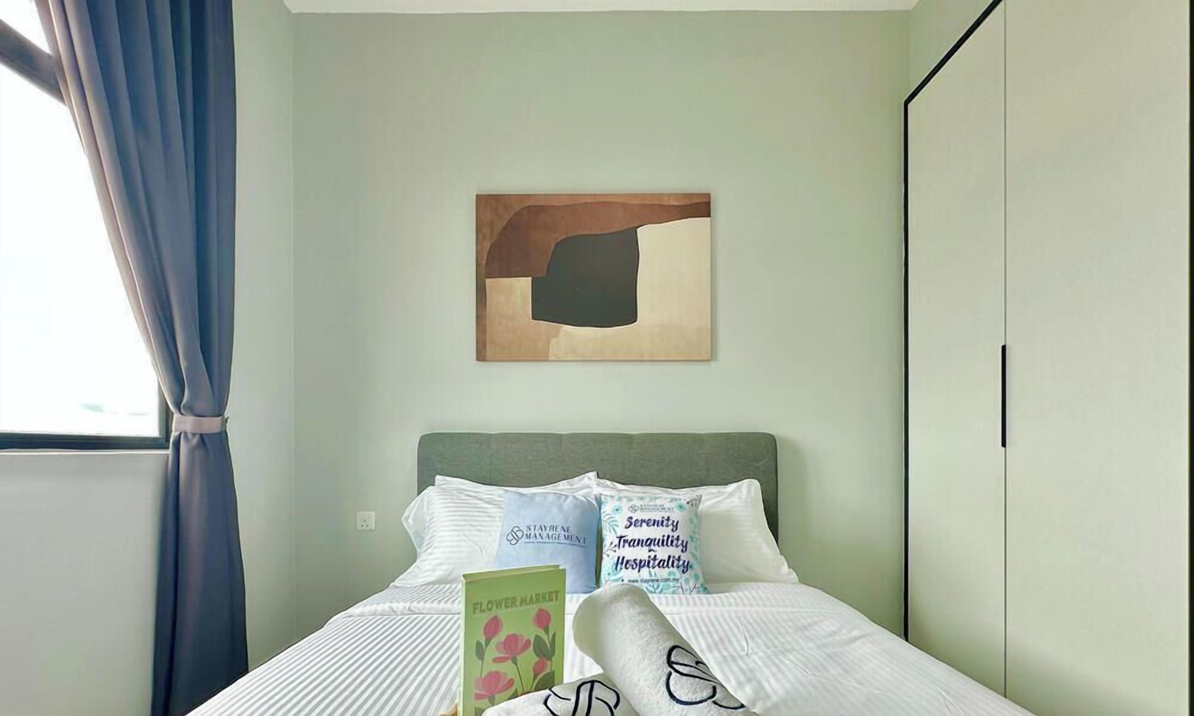 Blackout curtains, iron/ironing board, free WiFi