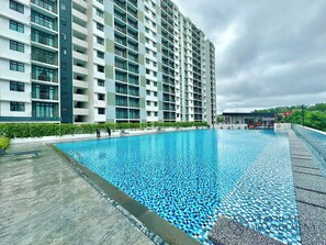 Outdoor pool - Desaru Utama Residence by Stayrene (Bandar Penawar)