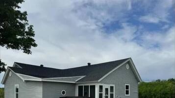 Deluxe House, 3 Bedrooms | Exterior