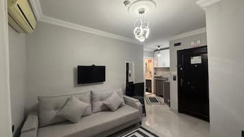 شقة حصرية | مكتب ومكواة/لوح كي وواي فاي مجانًا وملاءات أسرّة