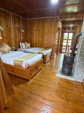Standard-Doppelzimmer, Bergblick