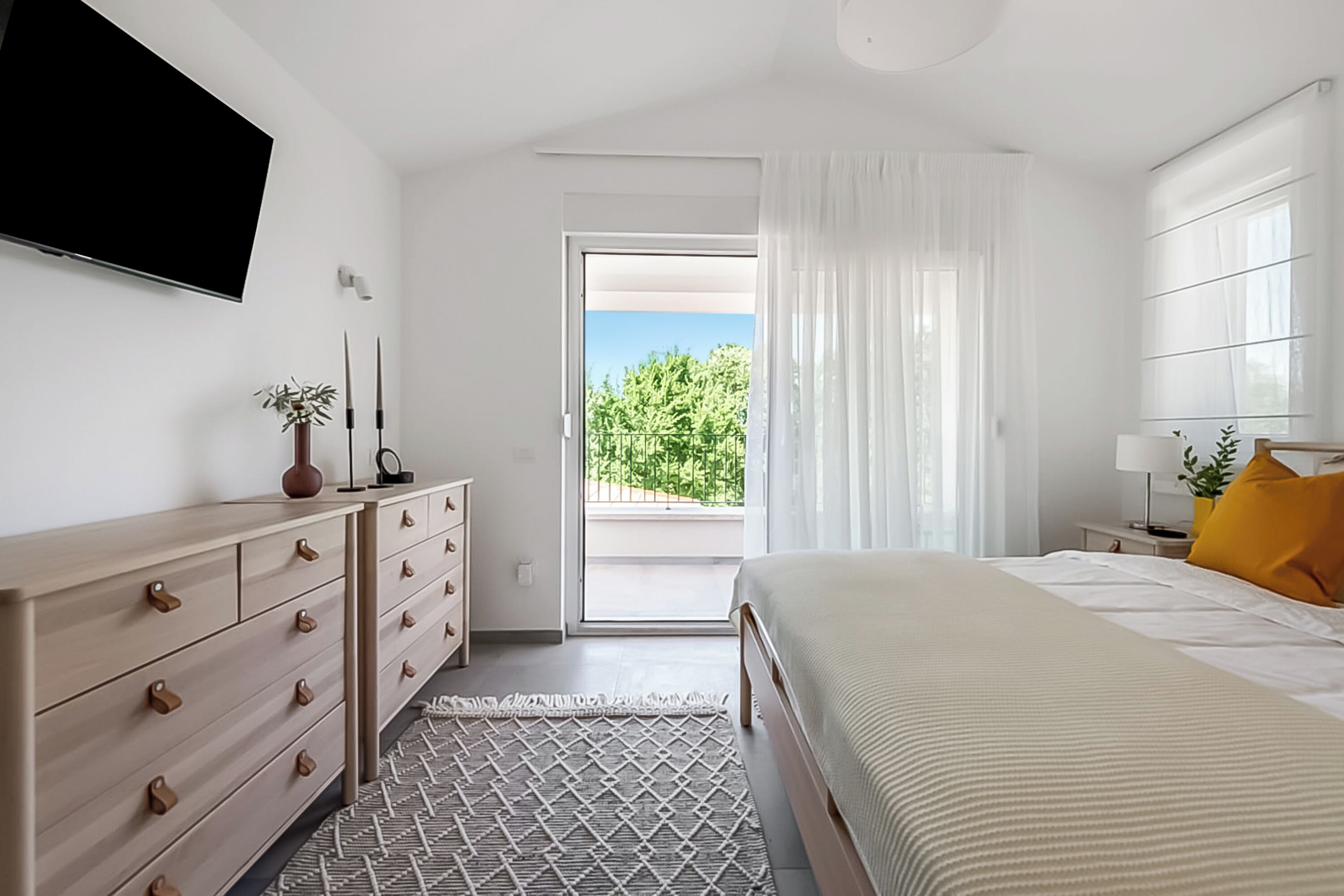 Family Villa, Multiple Bedrooms (Villa Ora) | 3 bedrooms, iron/ironing board, free WiFi, bed sheets